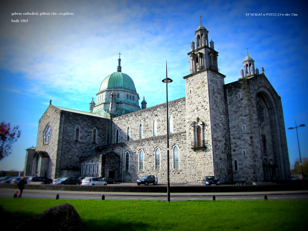 Churches and Cathedrals >1100 Curious Ireland