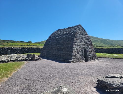 Gallarus Oratory, Dingle Peninsula. County Kerry c.6th-c.12th 
